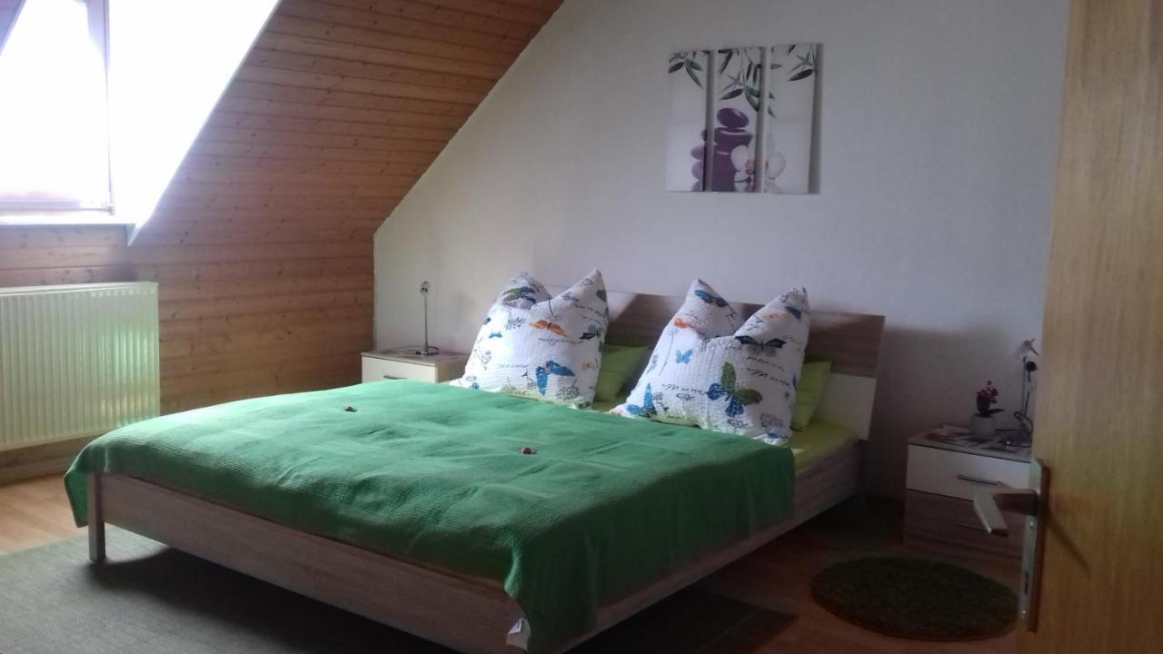 טריטנהיים Ferienwohnung Bergblick מראה חיצוני תמונה